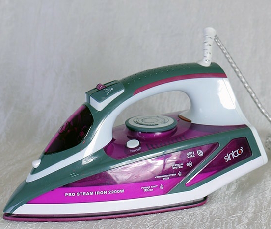 Sinbo Ceramic Plated Steam Iron Automatic Shut Off 2200w