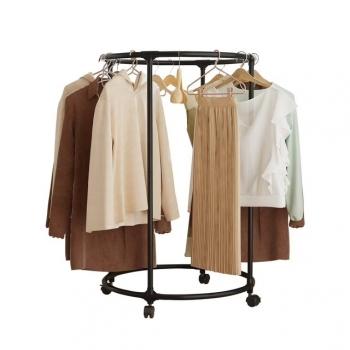 Round+Garment+Rack+%E2%80%93+Freestanding+Metal+Clothing+Display+with+Wheels%2C+Rotating+Spiral+Dress+Rack+for+Retail+%26+Home